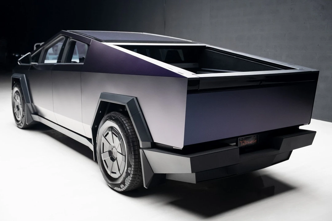 2024 Tesla Cybertruck - Image 21 of 21