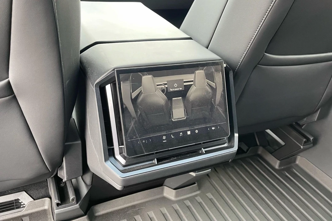 2024 Tesla Cybertruck - Image 9 of 20