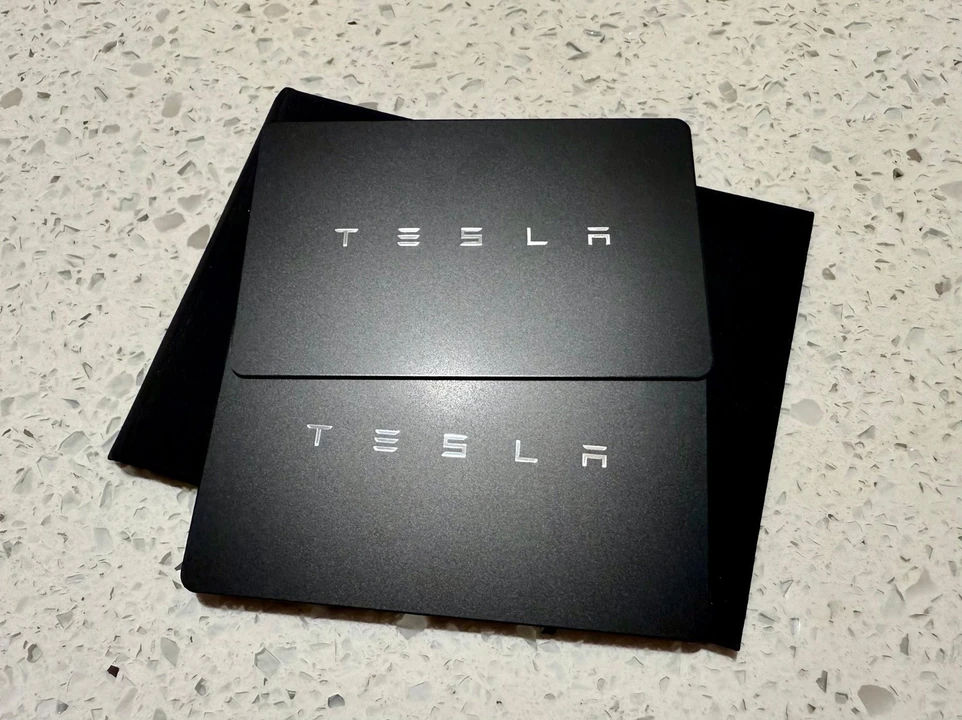 2024 Tesla Cybertruck - Image 15 of 21