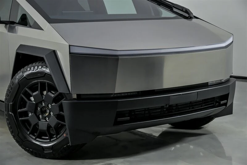 2024 Tesla Cybertruck - Image 3 of 21