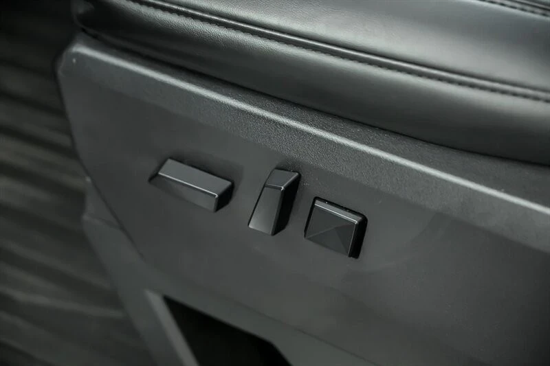 2024 Tesla Cybertruck - Image 21 of 21