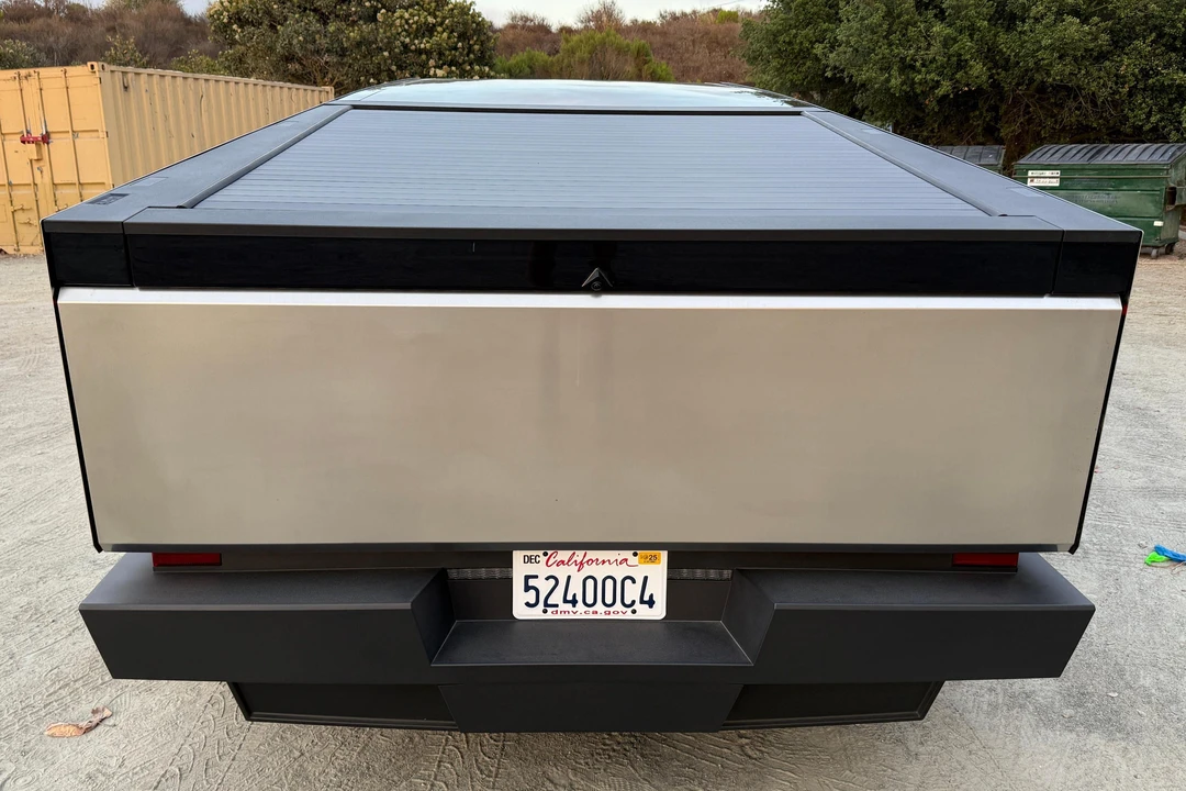 2024 Tesla Cybertruck - Image 5 of 31