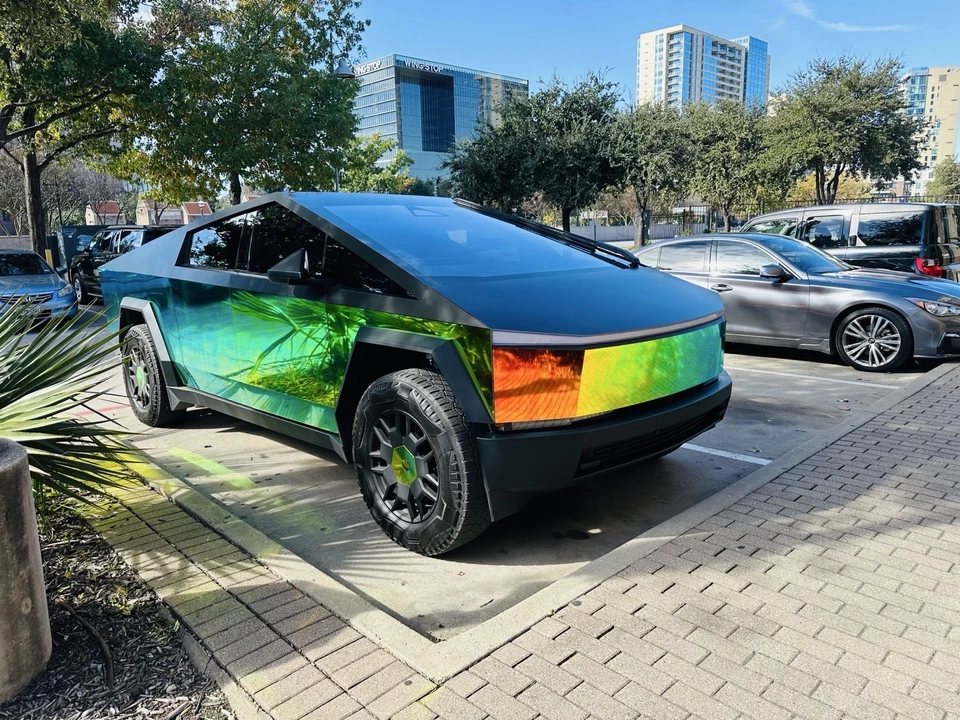 2024 Tesla Cybertruck - Image 6 of 17