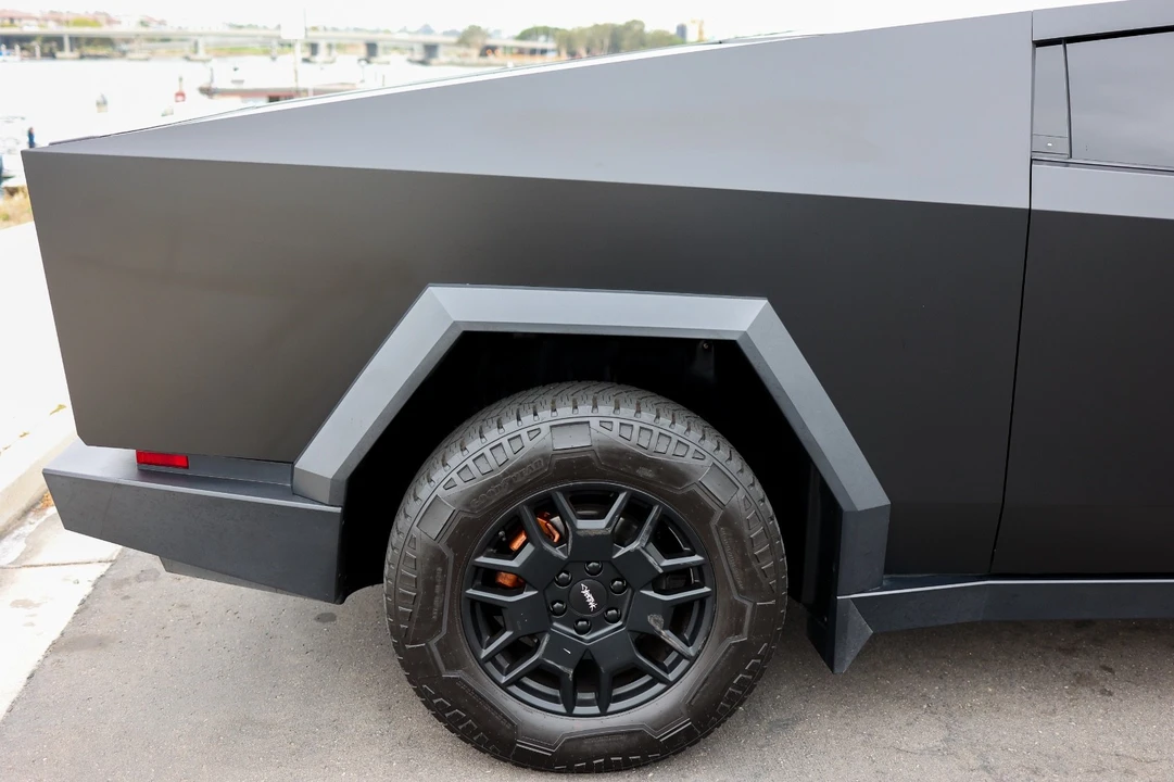 2024 Tesla Cybertruck - Image 21 of 21