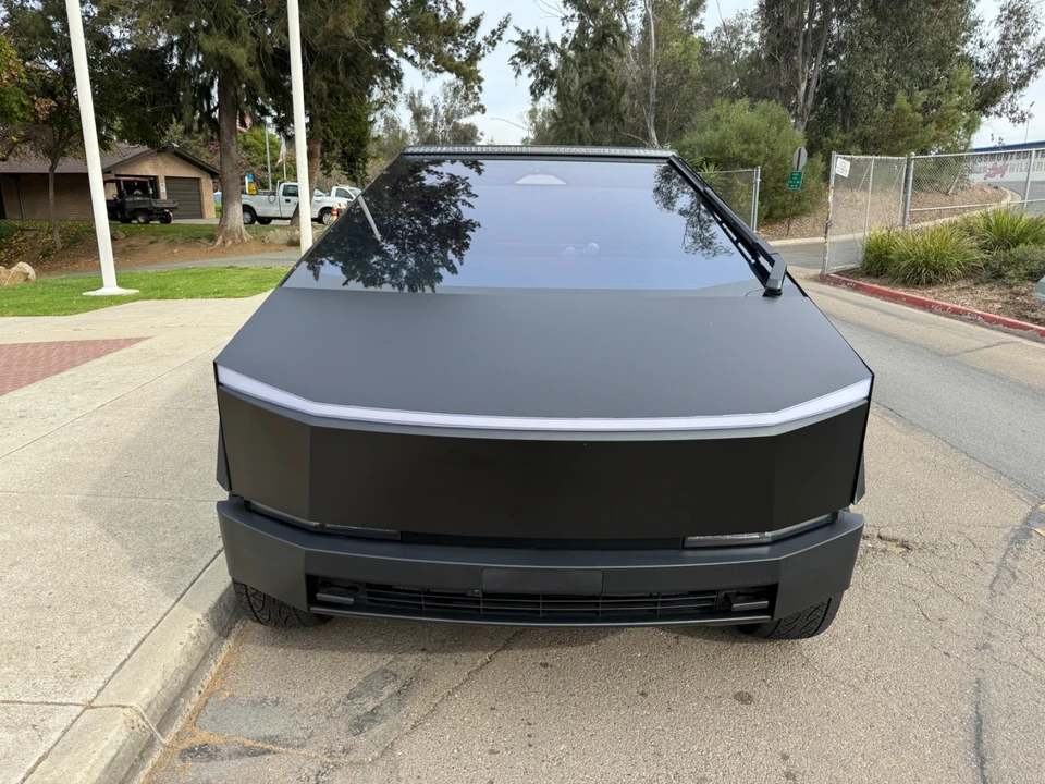2024 Tesla Cybertruck - Image 8 of 21