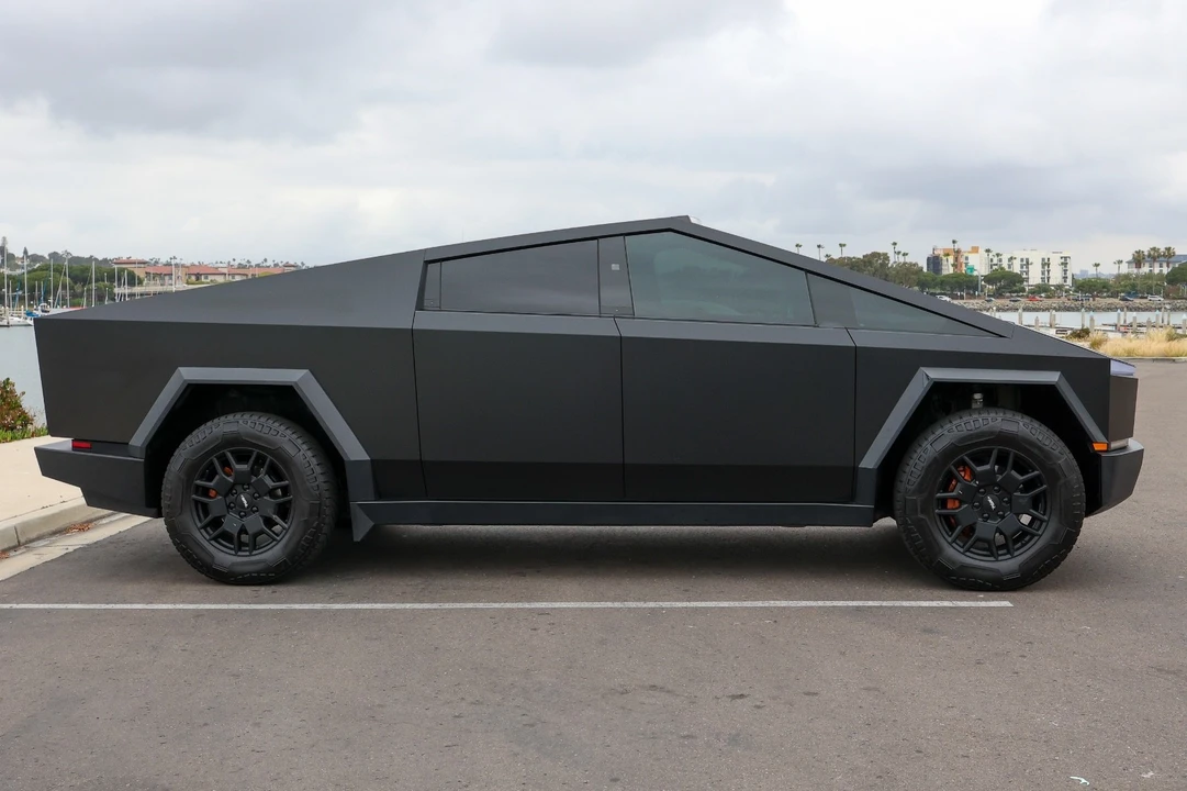 2024 Tesla Cybertruck - Image 6 of 21