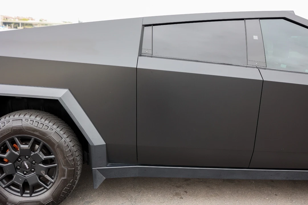 2024 Tesla Cybertruck - Image 20 of 21