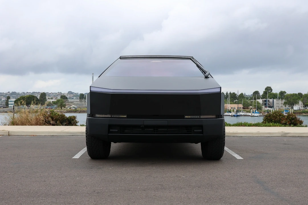 2024 Tesla Cybertruck - Image 4 of 21