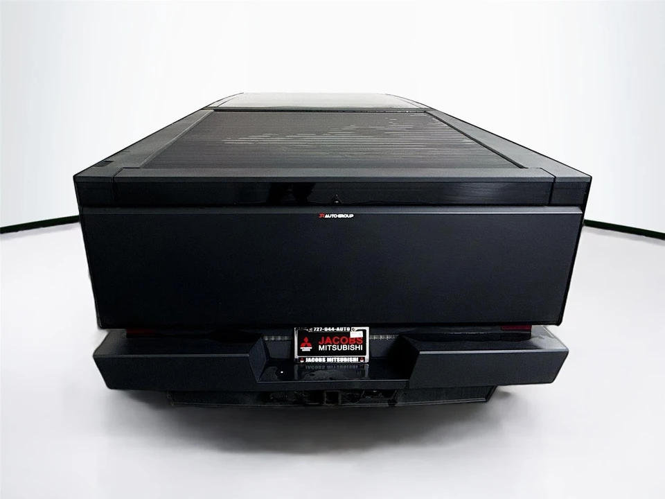 2024 Tesla Cybertruck - Image 10 of 18
