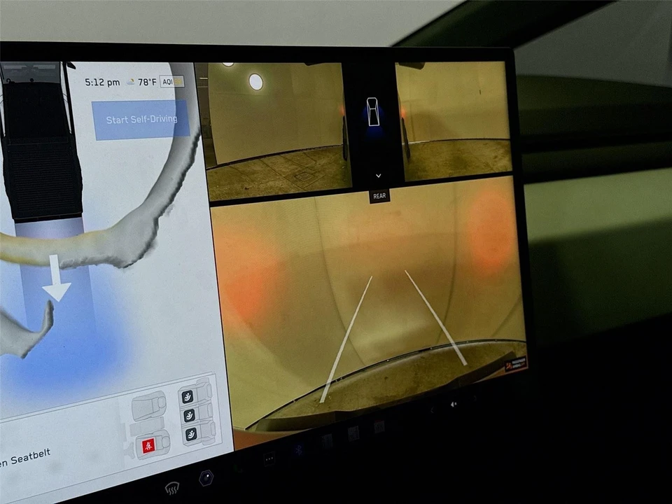 2024 Tesla Cybertruck - Image 7 of 18