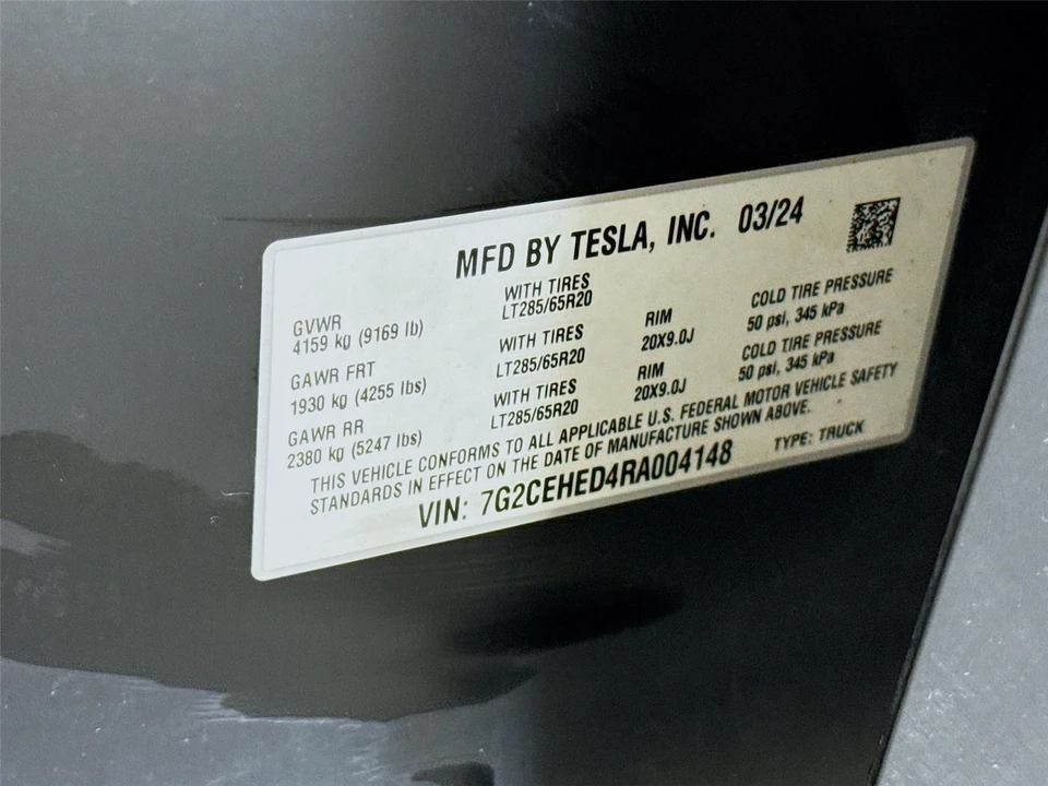 2024 Tesla Cybertruck - Image 15 of 18