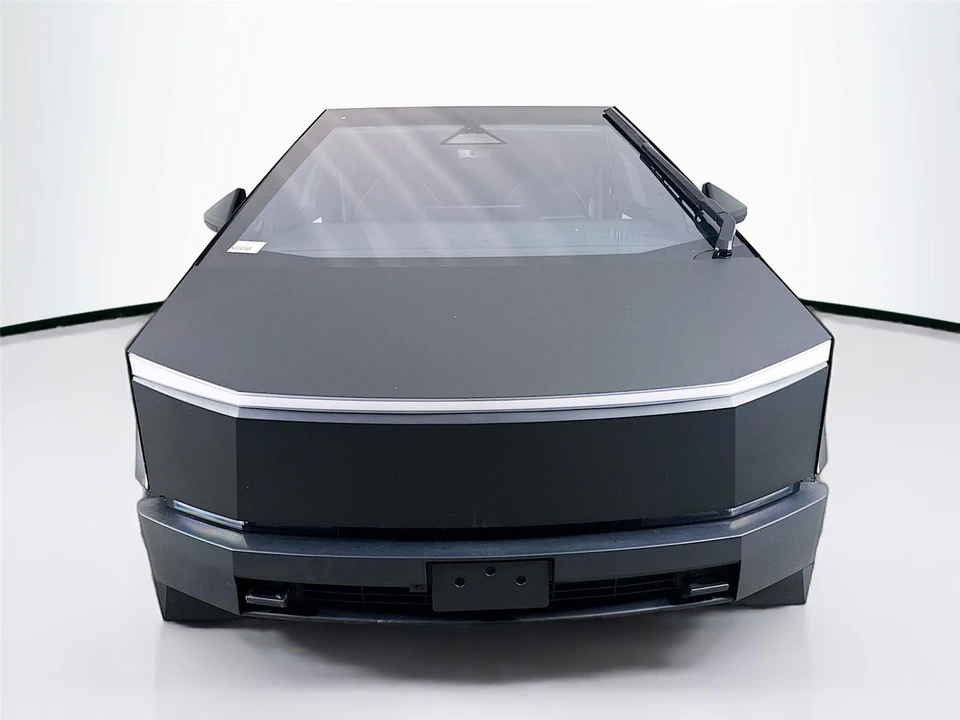 2024 Tesla Cybertruck - Image 20 of 21