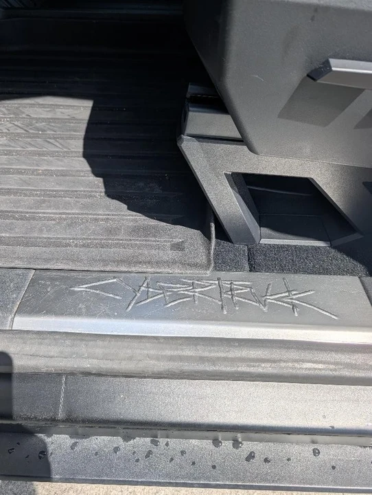 2024 Tesla Cybertruck - Image 20 of 21