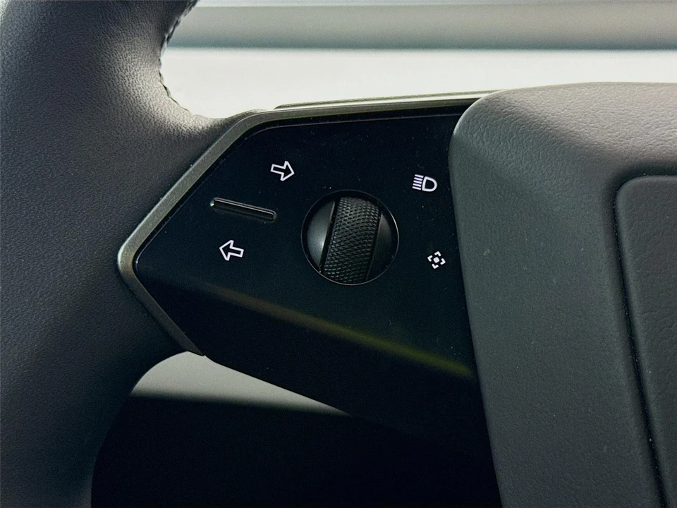 2024 Tesla Cybertruck - Image 6 of 15
