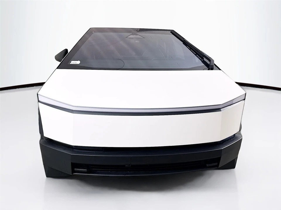2024 Tesla Cybertruck - Image 17 of 21