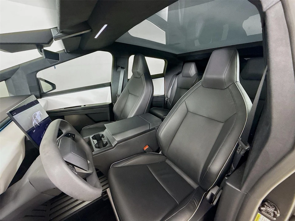 2024 Tesla Cybertruck - Image 4 of 15