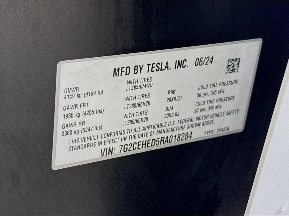 2024 Tesla Cybertruck - Image 14 of 15