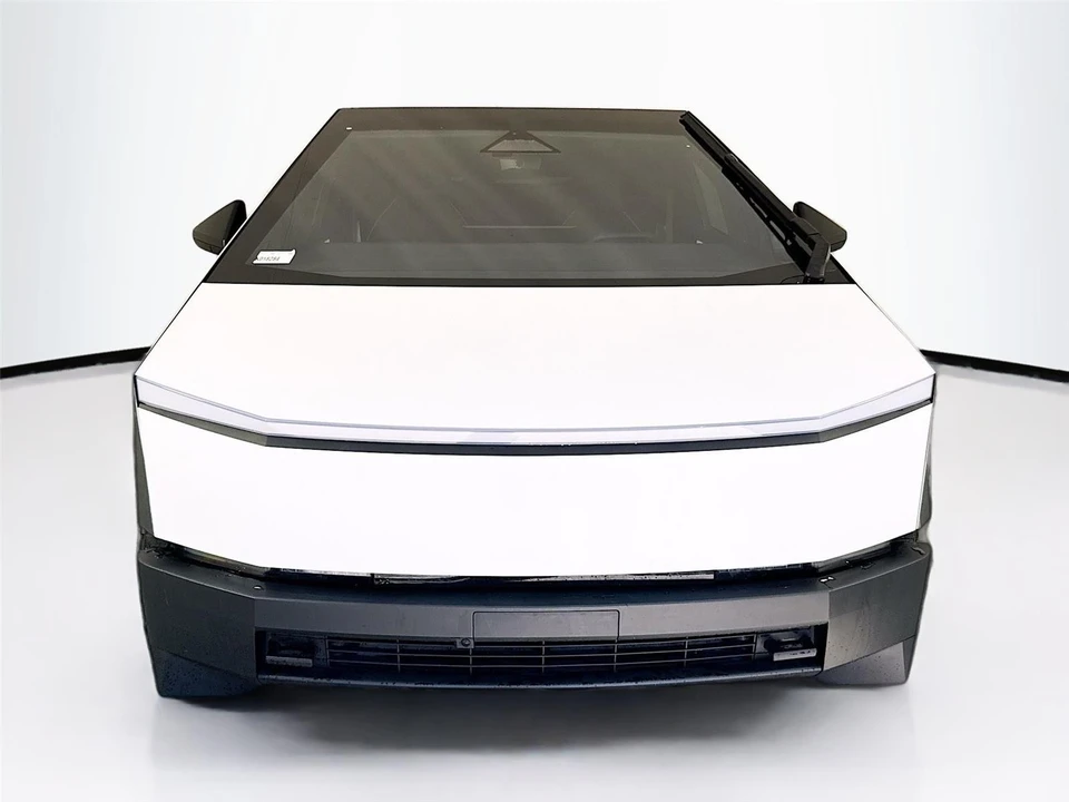 2024 Tesla Cybertruck - Image 12 of 15