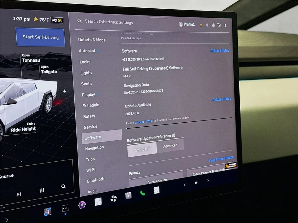 2024 Tesla Cybertruck - Image 15 of 15