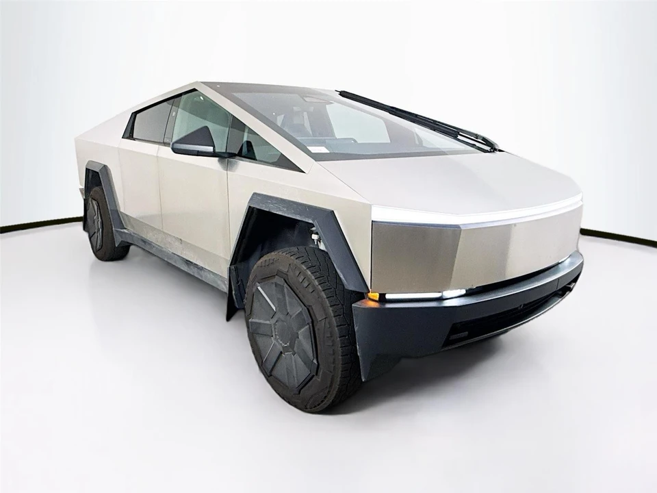 2024 Tesla Cybertruck - Image 11 of 15