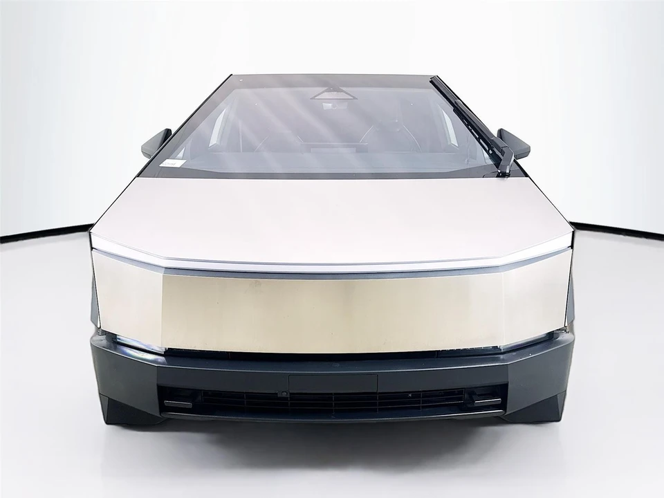2024 Tesla Cybertruck - Image 20 of 21