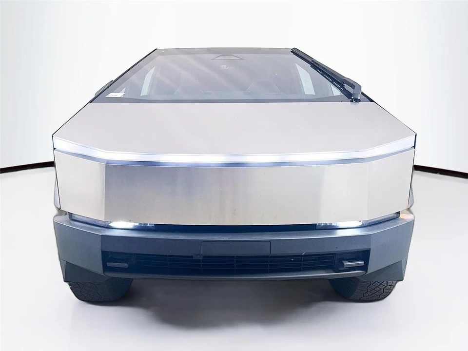 2024 Tesla Cybertruck - Image 5 of 15