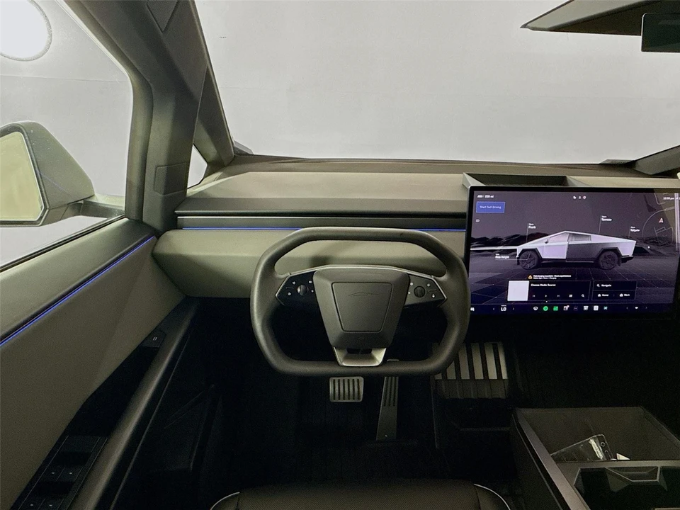 2024 Tesla Cybertruck - Image 3 of 21