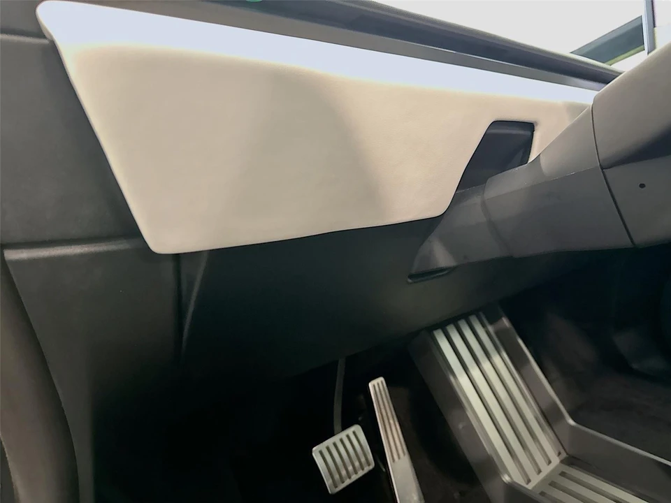 2024 Tesla Cybertruck - Image 7 of 21