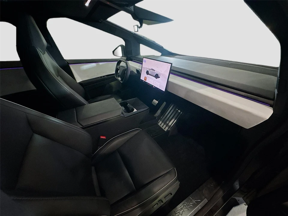 2024 Tesla Cybertruck - Image 14 of 14