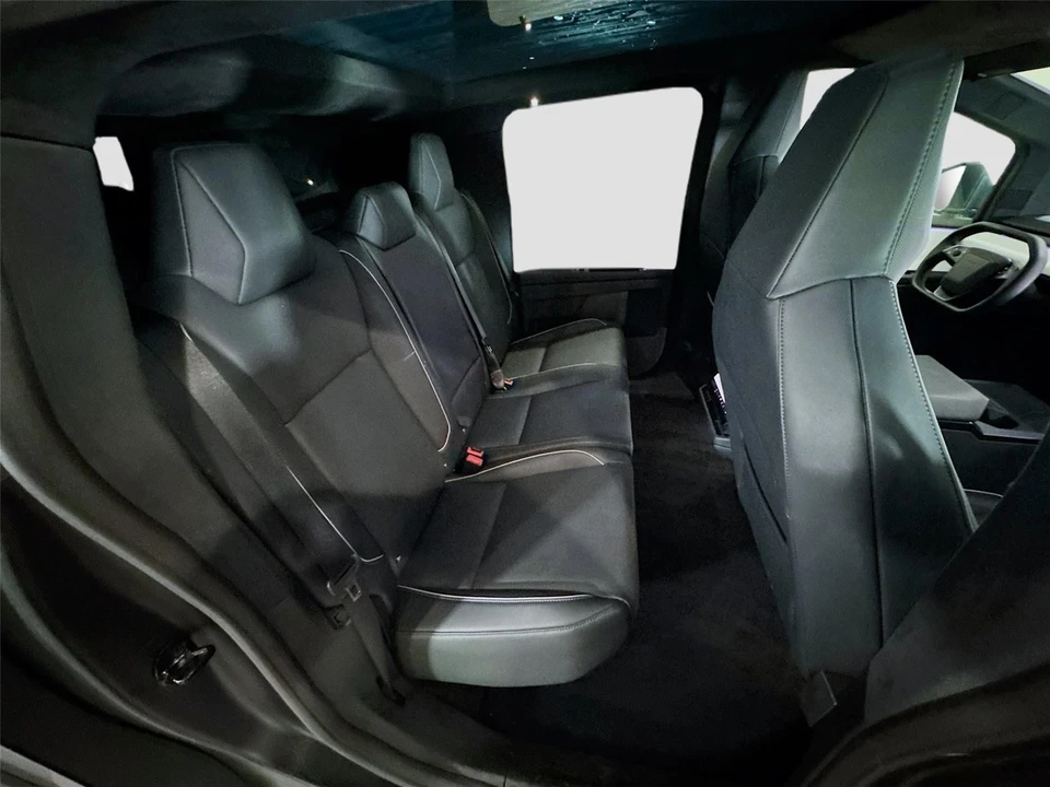 2024 Tesla Cybertruck - Image 12 of 14