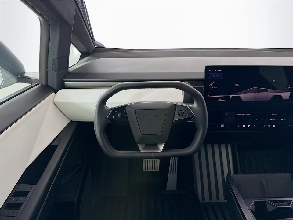 2024 Tesla Cybertruck - Image 20 of 21