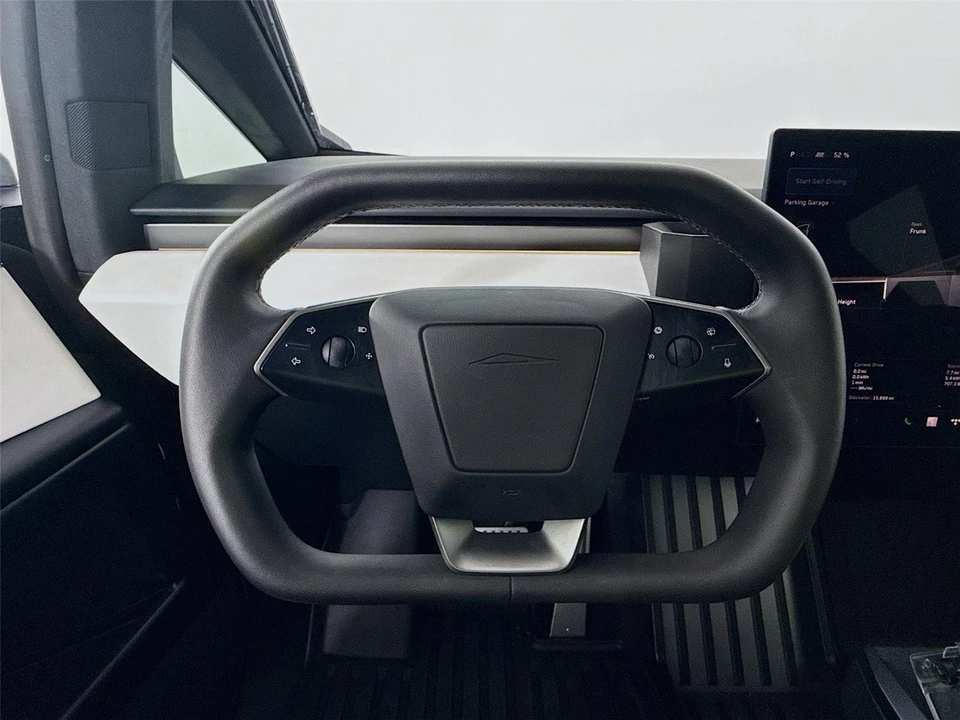 2024 Tesla Cybertruck - Image 10 of 21