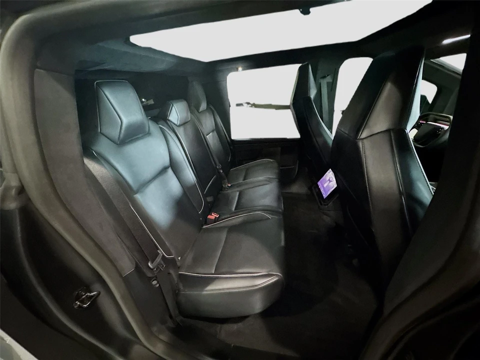 2024 Tesla Cybertruck - Image 19 of 21