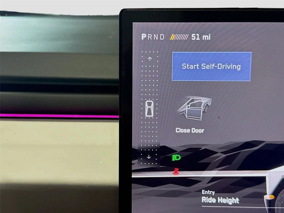 2024 Tesla Cybertruck - Image 14 of 21