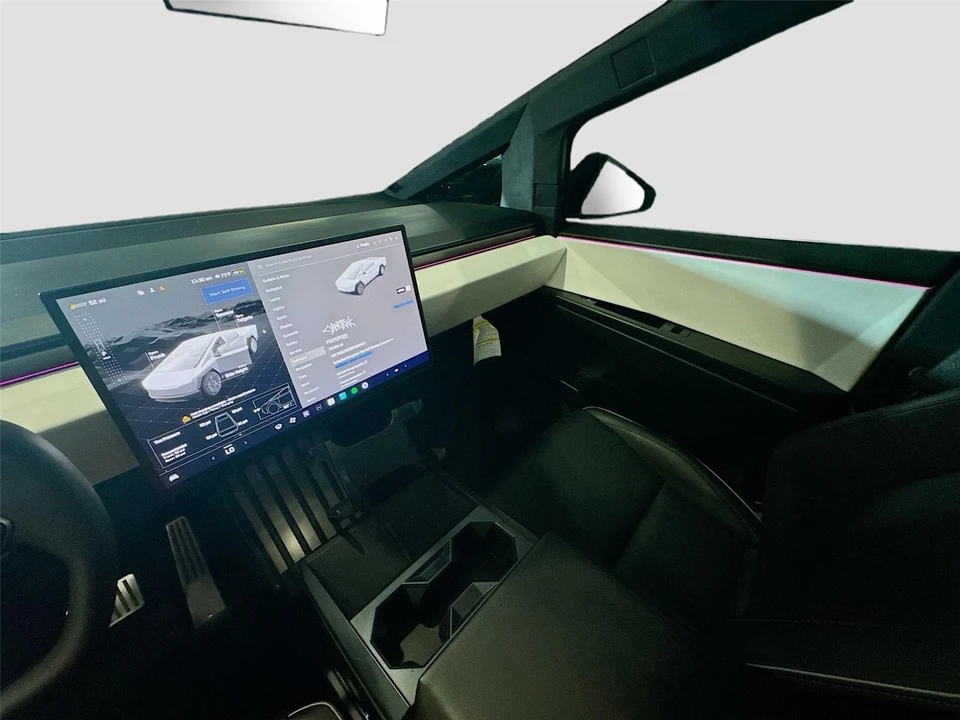 2024 Tesla Cybertruck - Image 8 of 21