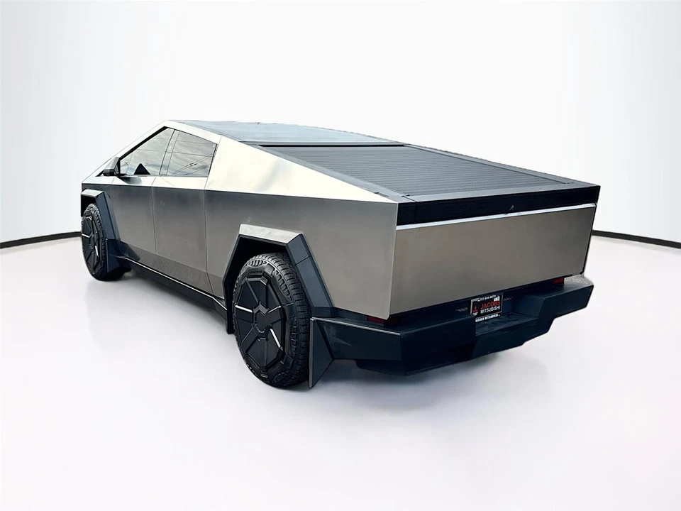 2024 Tesla Cybertruck - Image 3 of 16