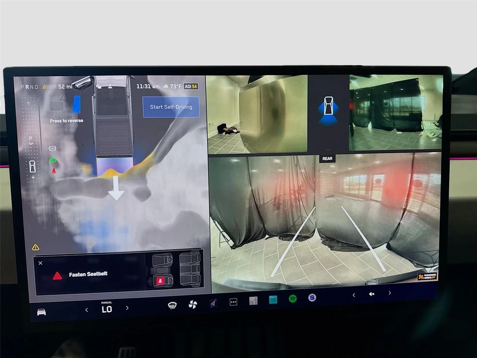 2024 Tesla Cybertruck - Image 10 of 21