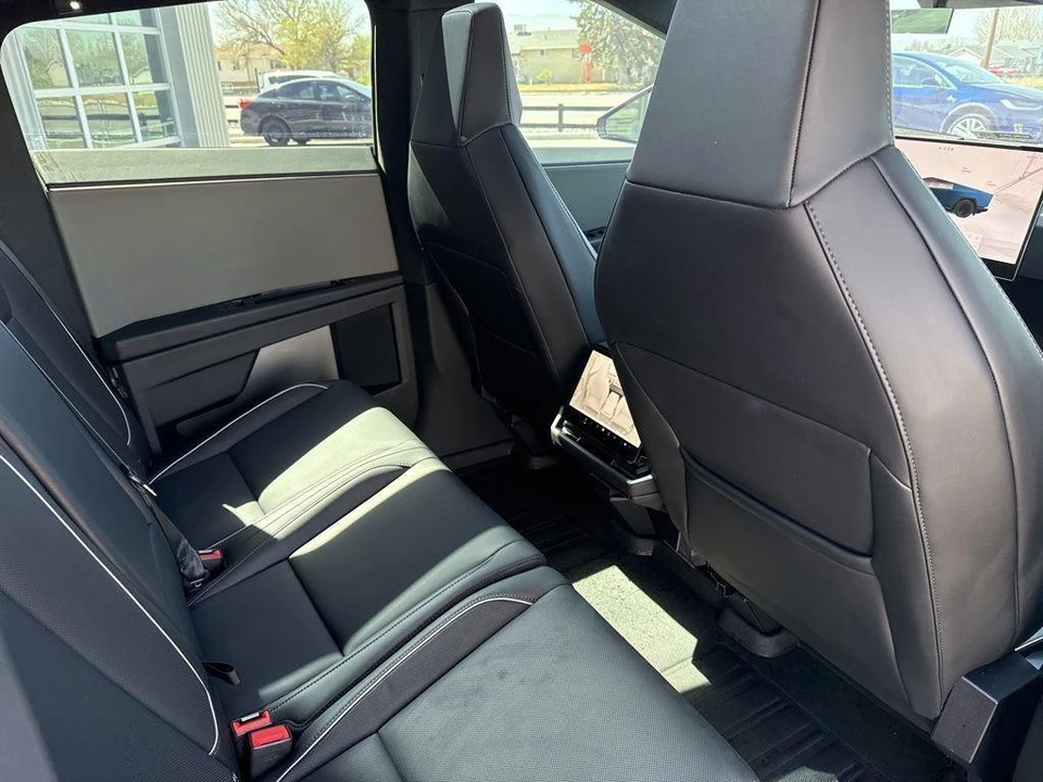 2024 Tesla Cybertruck - Image 20 of 21