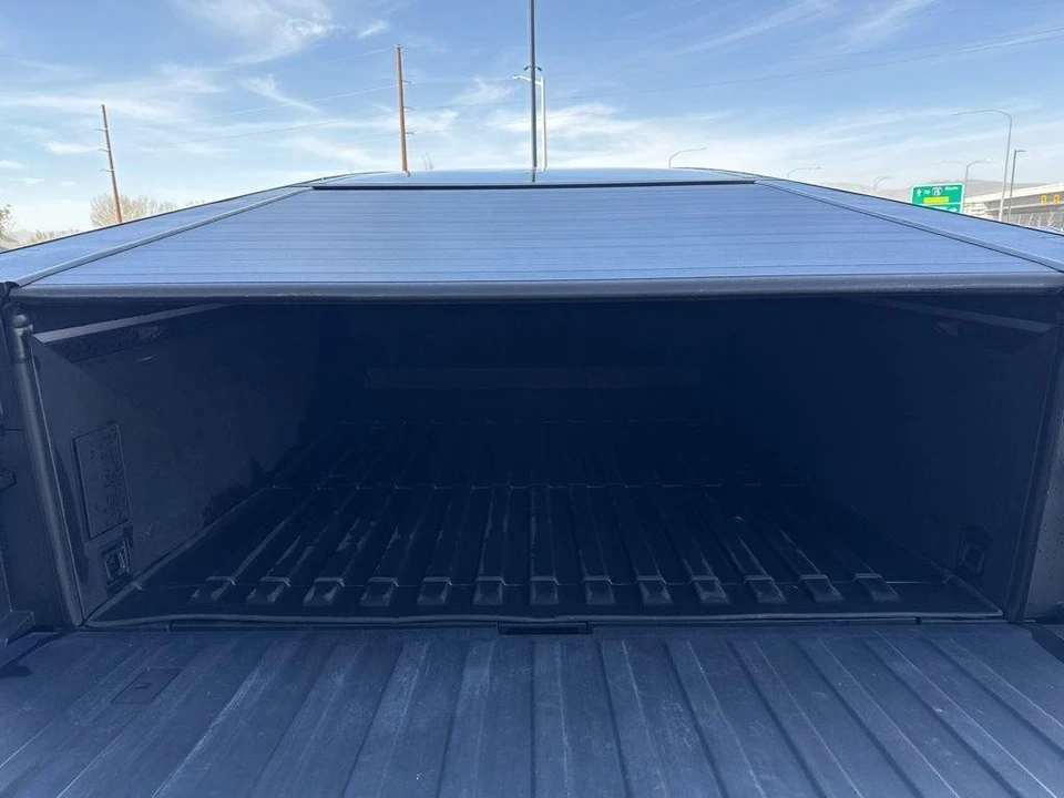 2024 Tesla Cybertruck - Image 17 of 21