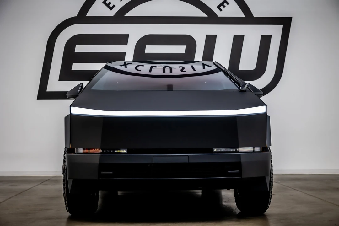 2024 Tesla Cybertruck - Image 3 of 12