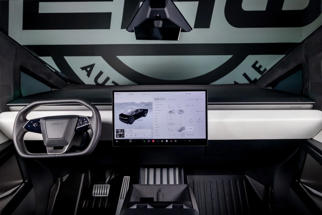 2024 Tesla Cybertruck - Image 2 of 12