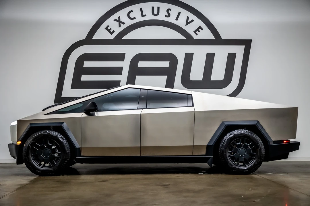 2024 Tesla Cybertruck - Image 6 of 12