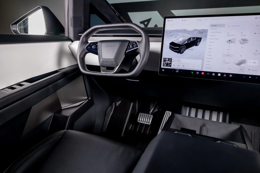 2024 Tesla Cybertruck - Image 7 of 12