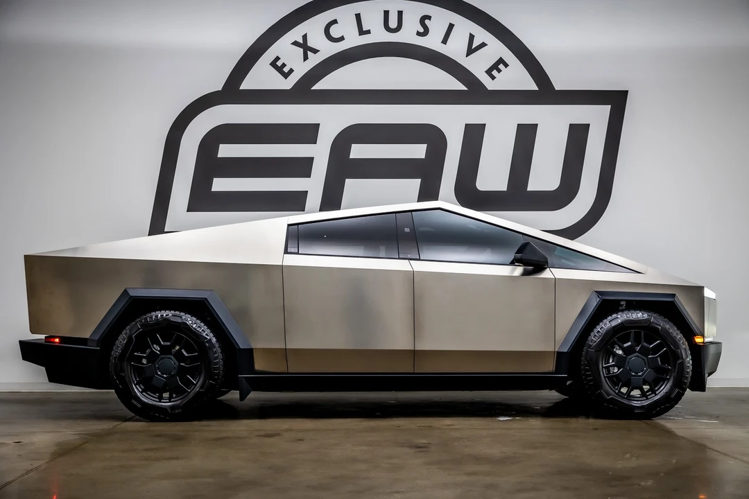 2024 Tesla Cybertruck - Image 9 of 12