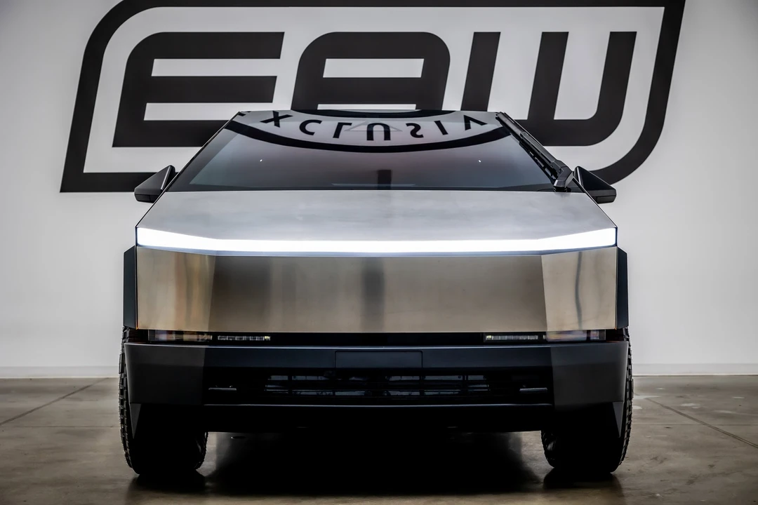 2024 Tesla Cybertruck - Image 3 of 12