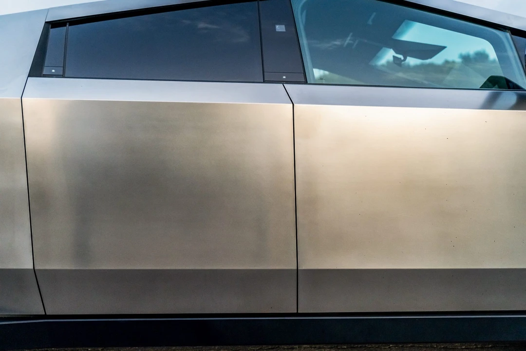 2024 Tesla Cybertruck - Image 29 of 31
