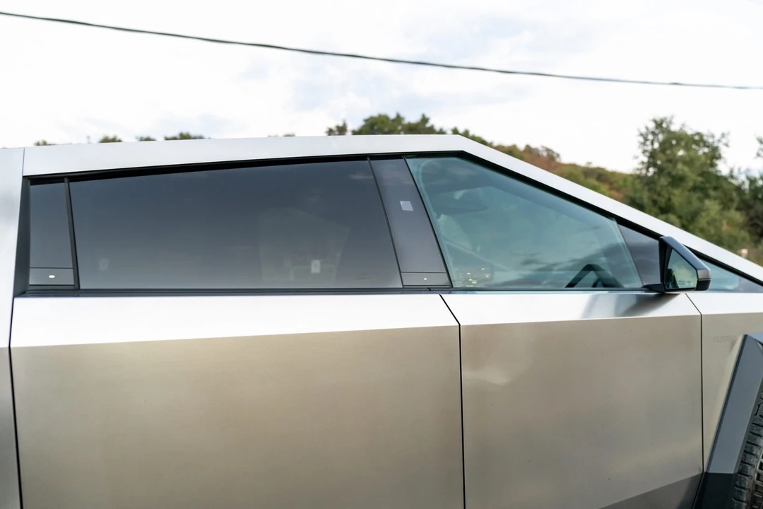 2024 Tesla Cybertruck - Image 24 of 31