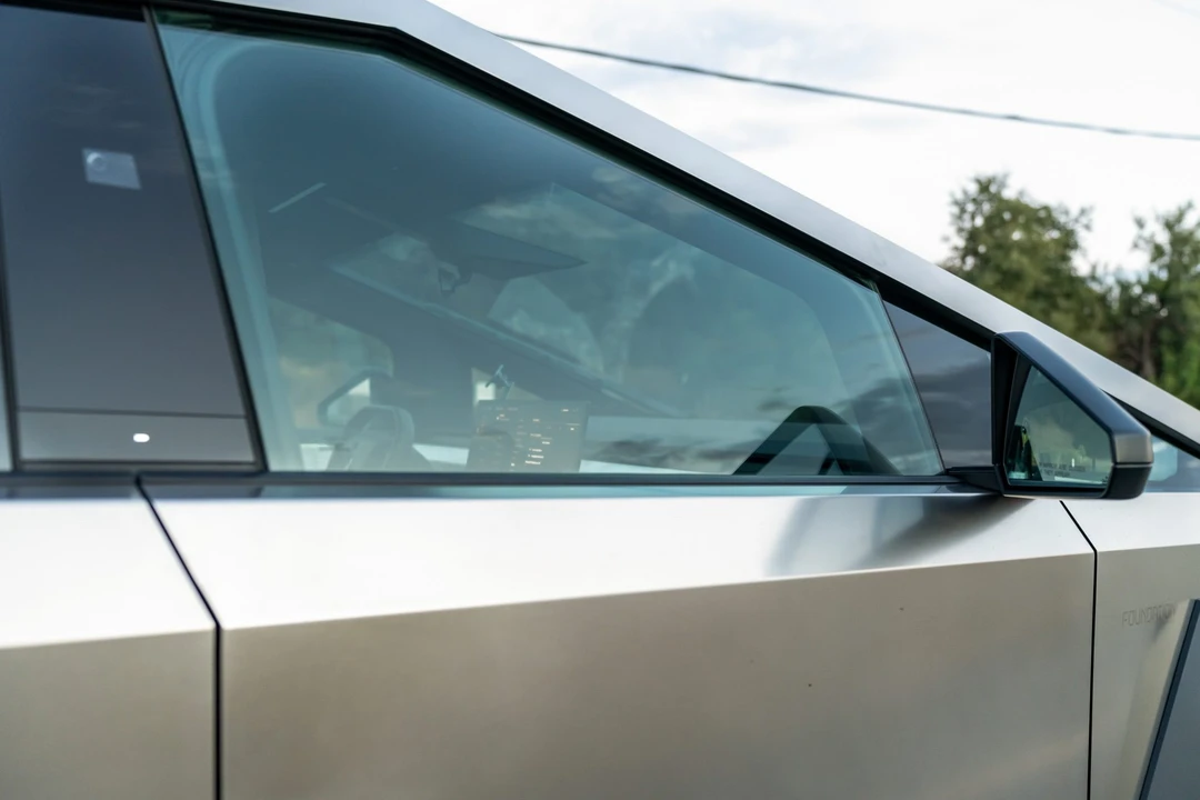 2024 Tesla Cybertruck - Image 25 of 31