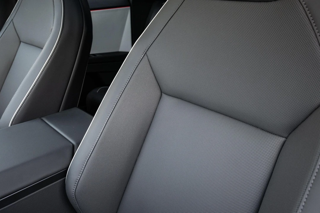 2024 Tesla Cybertruck - Image 30 of 31