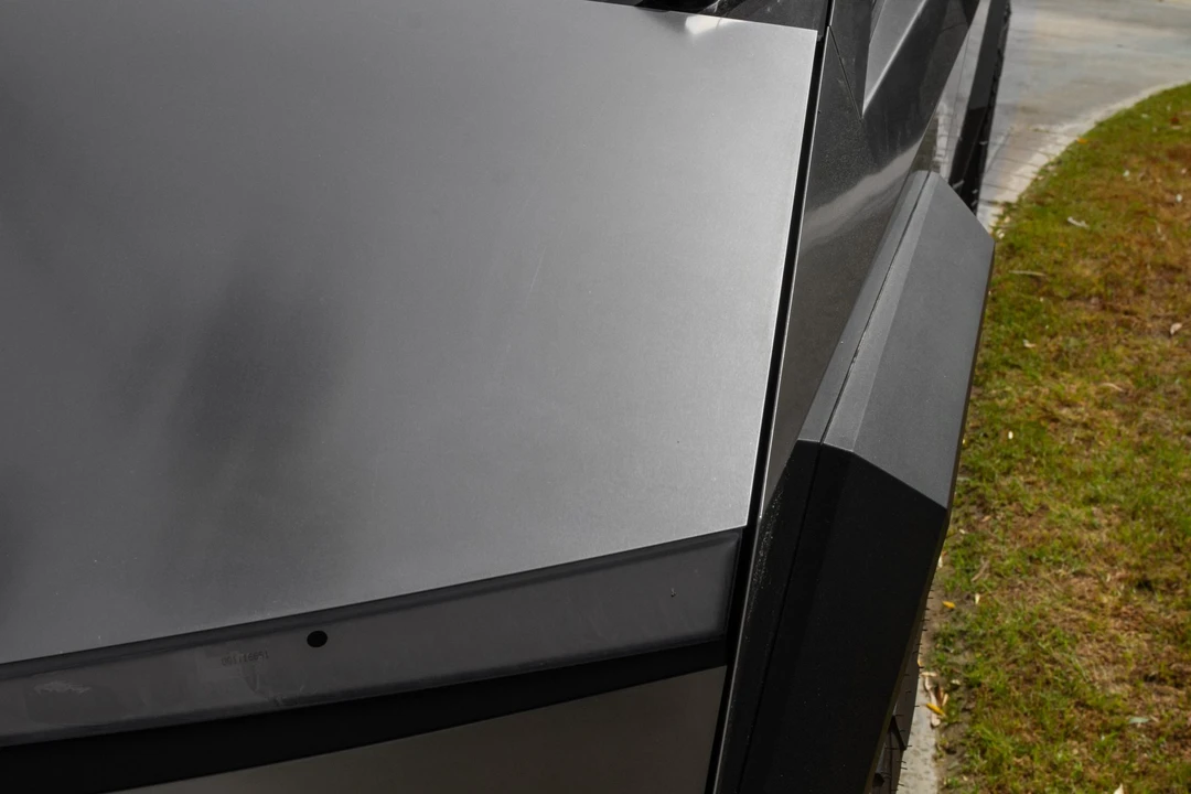 2024 Tesla Cybertruck - Image 11 of 31